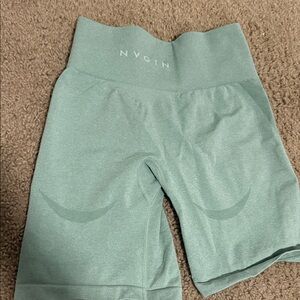 NVGTN Women's Mint Bike Shorts